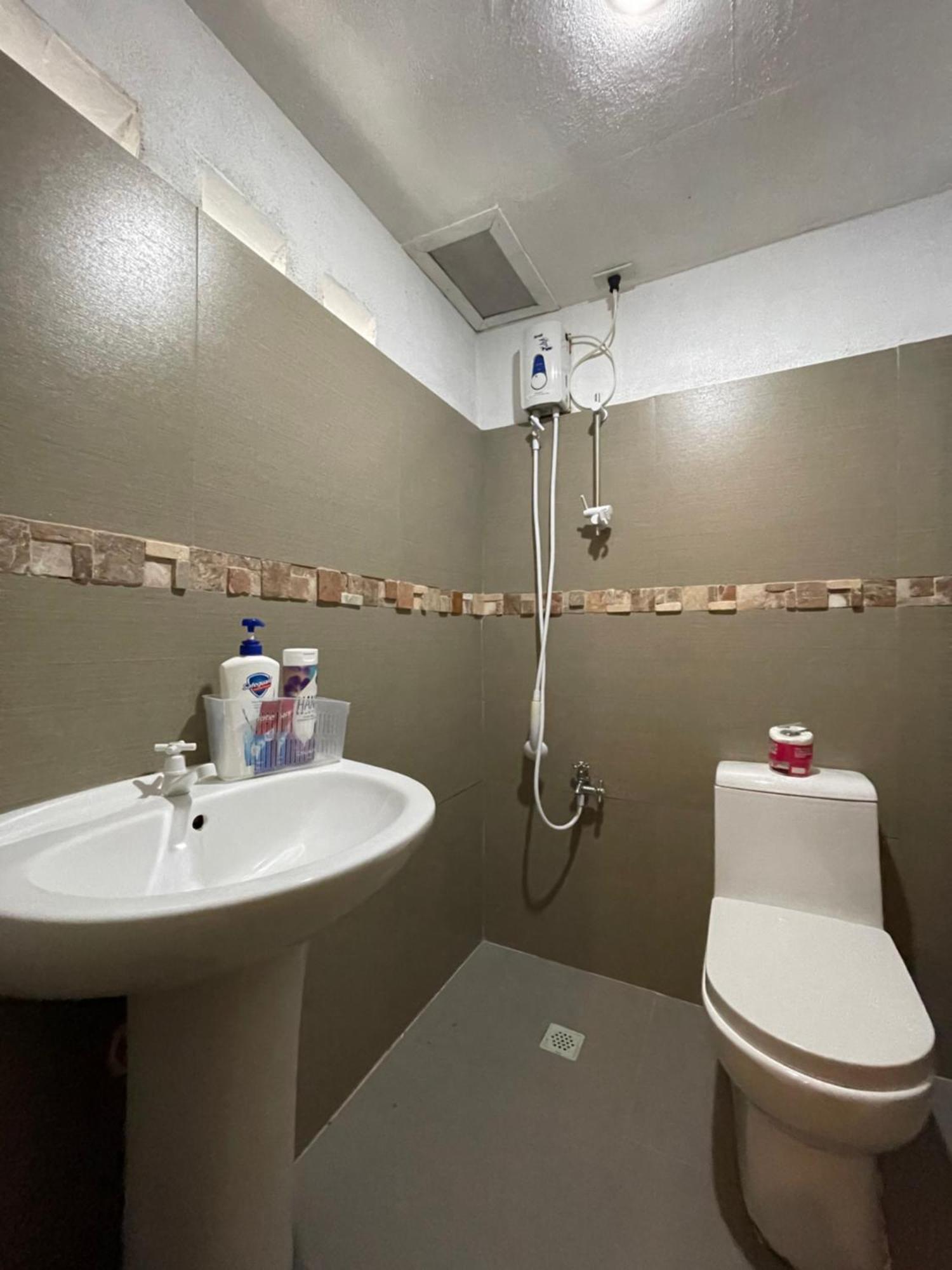 Akkaw Baler Hometel Zimmer foto
